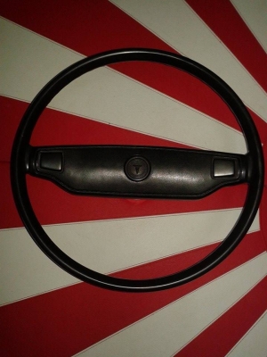 ขายพวงมาลัยTOYOTA RN20เเละ25ครับ