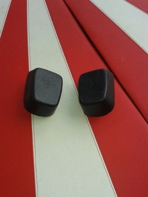 ขายยางกันกระแทกมุมกระบะท้าย mazdaครับ ขายยางกันกระแทกมุมกระบะท้าย mazdaครับ