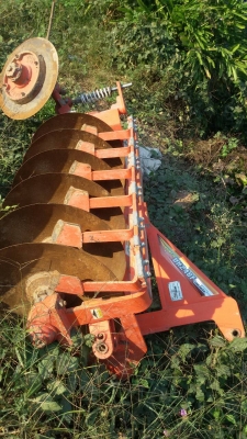 ขายรถไถคูโบต้า รุ่น L4708SP ซื้อมาได้ 8 เดือน ใช้งานน้อย เลขไมล์ 149 ช.ม. หรือ ประมาณ 20 วัน อุปกรณ์ครบ ราคา 570,000 บาท ติดต่อคูณ ปิ่น เบอร์โทร 081-917-6906 ขายรถไถคูโบต้า รุ่น L4708SP ซื้อมาได้ 8 เดือน ใช้งานน้อย เลขไมล์ 149 ช.ม. หรือ ประมาณ 20 วัน อุปกรณ์ครบ ราคา 570,000 บาท ติดต่อคูณ ปิ่น เบอร์โทร 081-917-6906