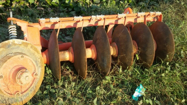 ขายรถไถคูโบต้า รุ่น L4708SP ซื้อมาได้ 8 เดือน ใช้งานน้อย เลขไมล์ 149 ช.ม. หรือ ประมาณ 20 วัน อุปกรณ์ครบ ราคา 570,000 บาท ติดต่อคูณ ปิ่น เบอร์โทร 081-917-6906 ขายรถไถคูโบต้า รุ่น L4708SP ซื้อมาได้ 8 เดือน ใช้งานน้อย เลขไมล์ 149 ช.ม. หรือ ประมาณ 20 วัน อุปกรณ์ครบ ราคา 570,000 บาท ติดต่อคูณ ปิ่น เบอร์โทร 081-917-6906