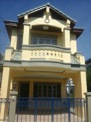 ขายบ้านแฝด หมู่บ้านนันทนาการ์เด้น เทพารักษ์ เนื้อที่ 36 ตรว.