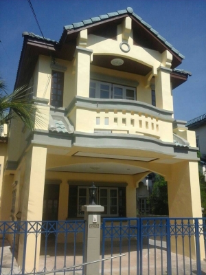 ขายบ้านแฝด หมู่บ้านนันทนาการ์เด้น เทพารักษ์ เนื้อที่ 36 ตรว.