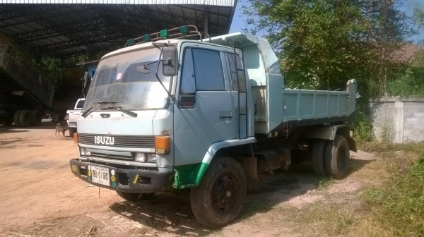 ขาย 6 ล้อดั้ม เครื่อง 6HE1 195 แรงม้า เกียร์ใหญ่ คัสซีสวยตลอดเส้น เฟืองท้ายจัมโบ้ เบรคทิฟฟี่ พาวเวอร์ ทะเบียนพร้อมโอน