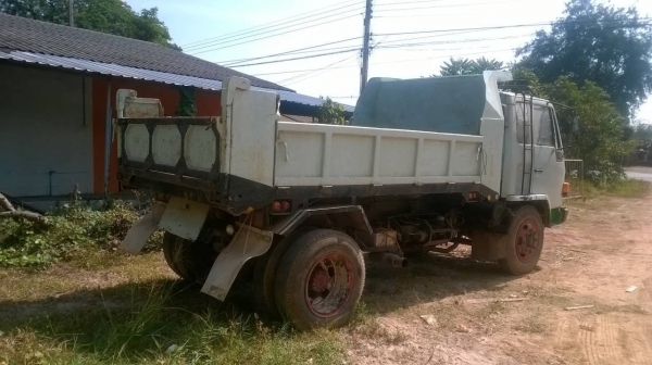 ขาย 6 ล้อดั้ม เครื่อง 6HE1 195 แรงม้า เกียร์ใหญ่ คัสซีสวยตลอดเส้น เฟืองท้ายจัมโบ้ เบรคทิฟฟี่ พาวเวอร์ ทะเบียนพร้อมโอน