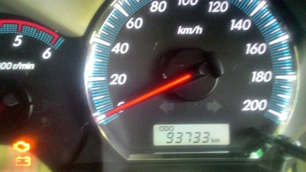 ขายฟอร์จูนเนอร์ปี2012 3.0ดีเซลตัวท๊อป สีขาวมุข ขายฟอร์จูนเนอร์ปี2012 3.0ดีเซลตัวท๊อป สีขาวมุข