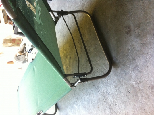 เตียงพับสามท่อนจากญี่ปุ่น สี่เขียวพับผนักพิงได้สามระดับนอนสบาย เตียงพับสามท่อนจากญี่ปุ่น สี่เขียวพับผนักพิงได้สามระดับนอนสบาย