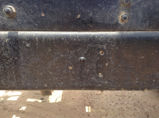 ขาย 6 ล้อดั้ม (ยังไม่ได้เขียนแบบ) คัสซี NISSAN สวยตลอดเส้น เครื่อง EH100 150 แรงม้า เฟืองท้าย+หัว FUSO ดั้มสวย เพาวเวอร์ ทะเบียนครบพร้อมโอน ราคาต่อรองได้