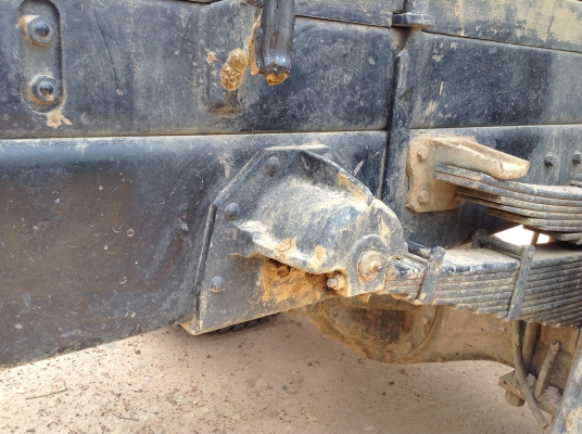 ขาย 6 ล้อดั้ม (ยังไม่ได้เขียนแบบ) คัสซี NISSAN สวยตลอดเส้น เครื่อง EH100 150 แรงม้า เฟืองท้าย+หัว FUSO ดั้มสวย เพาวเวอร์ ทะเบียนครบพร้อมโอน ราคาต่อรองได้