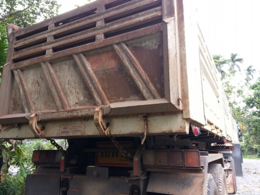 รถอีซูซุ 10 ล้อดั้ม 360 แรงม้า. ปี 57 ( ขายแม่ , ลูก ) ( รถวิ่ง 7x,xxx กม. )   สนใจติดต่อ  081 - 6079515