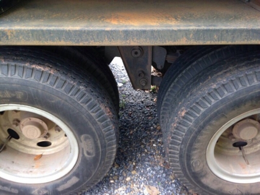 รถอีซูซุ 10 ล้อดั้ม 360 แรงม้า. ปี 57 ( ขายแม่ , ลูก ) ( รถวิ่ง 7x,xxx กม. )   สนใจติดต่อ  081 - 6079515