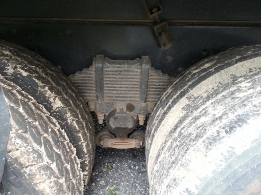 รถอีซูซุ 10 ล้อดั้ม 360 แรงม้า. ปี 57 ( ขายแม่ , ลูก ) ( รถวิ่ง 7x,xxx กม. )   สนใจติดต่อ  081 - 6079515