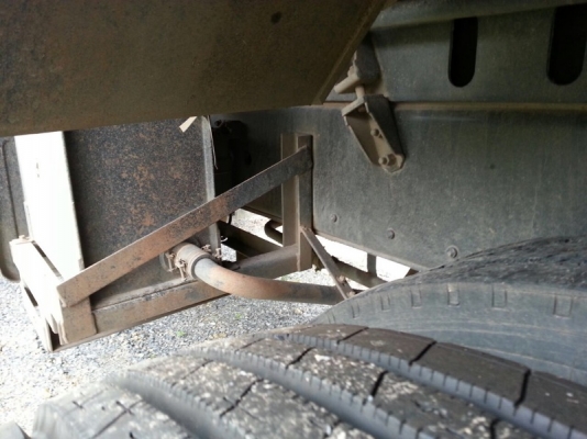 รถอีซูซุ 10 ล้อดั้ม 360 แรงม้า. ปี 57 ( ขายแม่ , ลูก ) ( รถวิ่ง 7x,xxx กม. )   สนใจติดต่อ  081 - 6079515