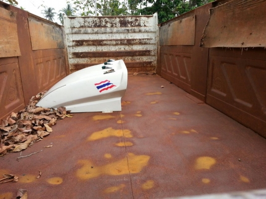 รถอีซูซุ 10 ล้อดั้ม 360 แรงม้า. ปี 57 ( ขายแม่ , ลูก ) ( รถวิ่ง 7x,xxx กม. )   สนใจติดต่อ  081 - 6079515