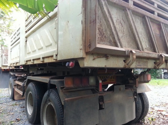 รถอีซูซุ 10 ล้อดั้ม 360 แรงม้า. ปี 57 ( ขายแม่ , ลูก ) ( รถวิ่ง 7x,xxx กม. )   สนใจติดต่อ  081 - 6079515