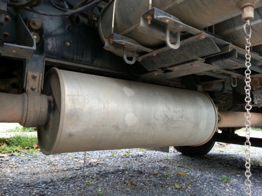 รถอีซูซุ 10 ล้อดั้ม 360 แรงม้า. ปี 57 ( ขายแม่ , ลูก ) ( รถวิ่ง 7x,xxx กม. )   สนใจติดต่อ  081 - 6079515