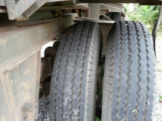 รถอีซูซุ 10 ล้อดั้ม 360 แรงม้า. ปี 57 ( ขายแม่ , ลูก ) ( รถวิ่ง 7x,xxx กม. )   สนใจติดต่อ  081 - 6079515