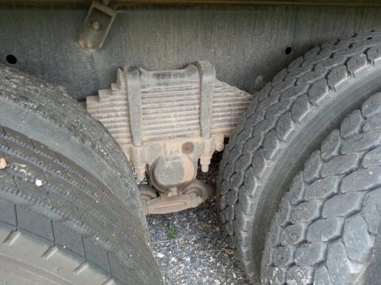 รถอีซูซุ 10 ล้อดั้ม 360 แรงม้า. ปี 57 ( ขายแม่ , ลูก ) ( รถวิ่ง 7x,xxx กม. )   สนใจติดต่อ  081 - 6079515