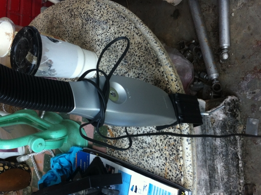 โคมไฟยึดขอบโต็ะรูปทรงสวยงาม ยี่ห้อTWINBIRD แตะสัมผัส เปิด-ปิด โคมไฟยึดขอบโต็ะรูปทรงสวยงาม ยี่ห้อTWINBIRD แตะสัมผัส เปิด-ปิด