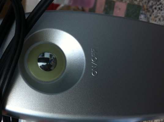 โคมไฟยึดขอบโต็ะรูปทรงสวยงาม ยี่ห้อTWINBIRD แตะสัมผัส เปิด-ปิด โคมไฟยึดขอบโต็ะรูปทรงสวยงาม ยี่ห้อTWINBIRD แตะสัมผัส เปิด-ปิด