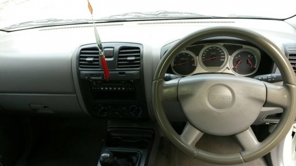 ขาย ISUZU DMAX i- TEQ 2.5 Ddi common Rail ปี2006 ด่วนค่ะ ขาย ISUZU DMAX i- TEQ 2.5 Ddi common Rail ปี2006 ด่วนค่ะ