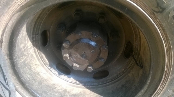 ขายไอ้หลง FN527M-A ใส่ช่วงล่างของเทอร์โบเบรคใหญ่ เพลาบุ๋ม เครื่อง 6D16 195 แรงม้า คัสซีสวยจัด วางหัว UD แอร์เย็น ทะเบียนพร้อมโอนครับ