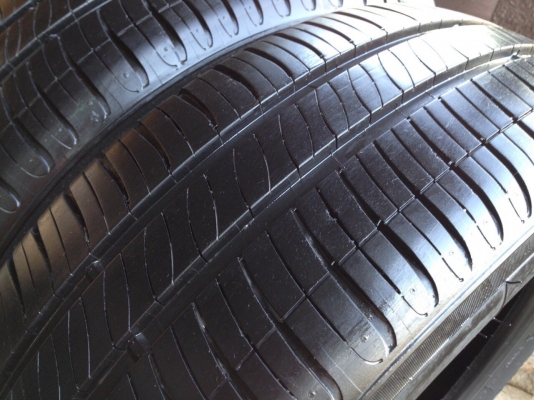 ยางมิชลิน 185 60R15 ปี2014ถูกๆ ยางมิชลิน 185 60R15 ปี2014ถูกๆ