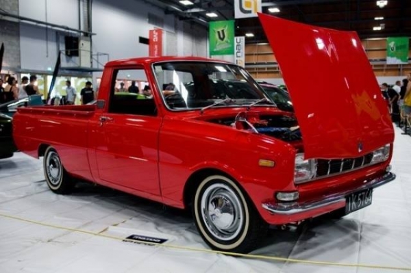 ขายฝาตบมาสด้า1000