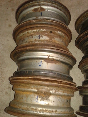 ขายกะทะมาสด้า1000 เเละมาสด้า1300เเละ1400มีมา4ชุดครับ ราคา ลูกละ800 บาทราคาพร้อมส่งครับ