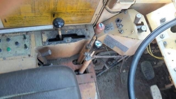 รถเครน TADANO  M2.  20 ตัน.  สนใจติดต่อ  081 - 6079515