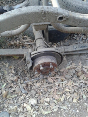 ขายเพลาท้ายเฟื่องเต็ดของรถเเข่ง ดิสเบรกถอดมาจากดัทสัน620เลยครับ ขายเพลาท้ายเฟื่องเต็ดของรถเเข่ง ดิสเบรกถอดมาจากดัทสัน620เลยครับ