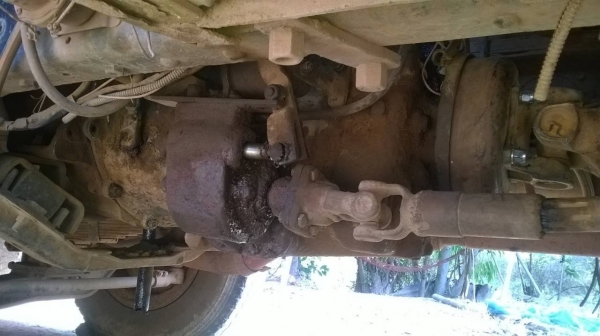 ขาย 6 ล้อดั้ม HINO คัสซีสวยจัด วางหัวไฮเทค เครื่อง EH500 160 แรงม้า เกียร์ HO เฟืองท้าย FOSO เบรคทิฟฟี่ แอร์เย็น เครื่องเสียงครบ ทะเบียนพร้อมโอน