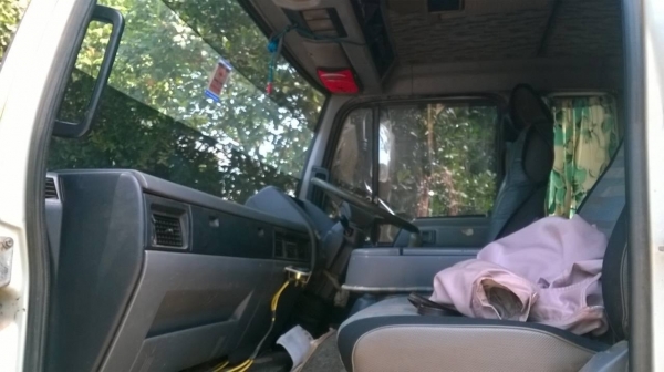 ขาย 6 ล้อดั้ม HINO คัสซีสวยจัด วางหัวไฮเทค เครื่อง EH500 160 แรงม้า เกียร์ HO เฟืองท้าย FOSO เบรคทิฟฟี่ แอร์เย็น เครื่องเสียงครบ ทะเบียนพร้อมโอน