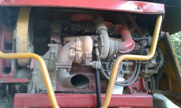 ขายด่วน รถเกี่ยวข้าวศักดิ์พัฒนา รุ่น KML-Sport ปี 51 รถสวยมากพร้อมทำงานได้เลยครับ เครื่องยนต์ 220 HP JO8C TURBO อุ้ม 2.5 ตัน ปั๊มไดกิ้น 23 ช่วงล่าง 12 สภาพดีสุดๆครับ ราคาต่อรองได้ครับ