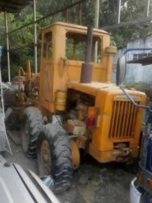 ขายรถเกรด KOMATSU รุ่น GD376H สภาพสวยพร้อมใช้ เครื่องคัมมิน ปั้มดี ยางเต็มทั้ง 6 เส้น เอกสารสัญญาซื้อขาย ราคาต่อรองได้ครับ ขายรถเกรด KOMATSU รุ่น GD376H สภาพสวยพร้อมใช้ เครื่องคัมมิน ปั้มดี ยางเต็มทั้ง 6 เส้น เอกสารสัญญาซื้อขาย ราคาต่อรองได้ครับ