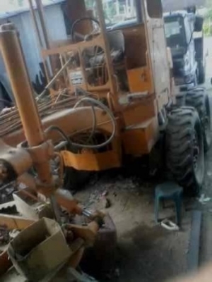 ขายรถเกรด KOMATSU รุ่น GD376H สภาพสวยพร้อมใช้ เครื่องคัมมิน ปั้มดี ยางเต็มทั้ง 6 เส้น เอกสารสัญญาซื้อขาย ราคาต่อรองได้ครับ ขายรถเกรด KOMATSU รุ่น GD376H สภาพสวยพร้อมใช้ เครื่องคัมมิน ปั้มดี ยางเต็มทั้ง 6 เส้น เอกสารสัญญาซื้อขาย ราคาต่อรองได้ครับ