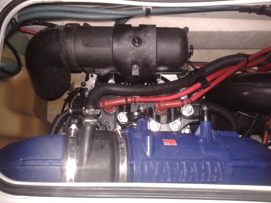 ขายเจ็ทสกี นั่ง yamaha Wavruner XL 760 คาบูคู่ 3 ที่นั่ง ขายเจ็ทสกี นั่ง yamaha Wavruner XL 760 คาบูคู่ 3 ที่นั่ง