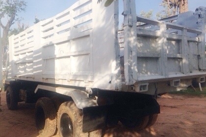 MITSUBISHI FUSO FN527 - 195 HP 6D16 TD-3413 สิบล้อดั๊มพ์ 2 เพลา กระบะดั๊มพ์เหล็ก 12 ตันของ KAC โคราชสภาพดีไม่มีผุ เครื่องยนต์เดิมๆแรงดี เกียร์ 10 SPEED หัวเก๋งไม่ผุภายในเก๋งคอนโซลครบ พวงมาลัยเพาเวอร์ ระบบเบรคทริ๊ปฟี้ ช่วงล่างคัชซีสวย เอกสารทะเบียนครบพร้อม