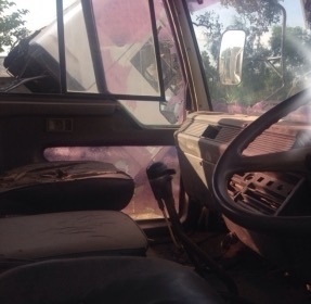 MITSUBISHI FUSO FN527 - 195 HP 6D16 TD-3413 สิบล้อดั๊มพ์ 2 เพลา กระบะดั๊มพ์เหล็ก 12 ตันของ KAC โคราชสภาพดีไม่มีผุ เครื่องยนต์เดิมๆแรงดี เกียร์ 10 SPEED หัวเก๋งไม่ผุภายในเก๋งคอนโซลครบ พวงมาลัยเพาเวอร์ ระบบเบรคทริ๊ปฟี้ ช่วงล่างคัชซีสวย เอกสารทะเบียนครบพร้อม
