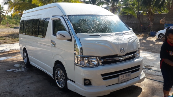 ขาย commutor ปี 55 แต่งVIP