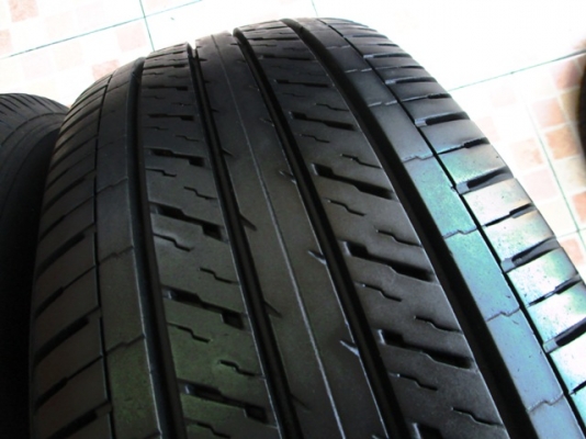 ยาง DUNLOP LT37 215-65-16 ปี13 (1ชุด)