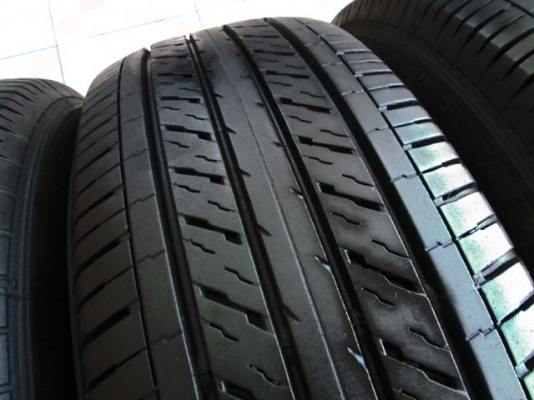 ยาง DUNLOP LT37 215-65-16 ปี13 (1ชุด)