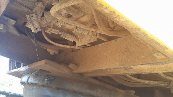 ขายรถขุดแบ็คโค KOMATSU PC100-5 เครื่องแน่น เอวดี บูมสวย ช่วงล่างเต็มสภาพพร้อมใช้งาน ทำงานดีไม่โหลด แอร์เย็น บุ้งกี๋สวย สภาพพร้อมลุยงาน