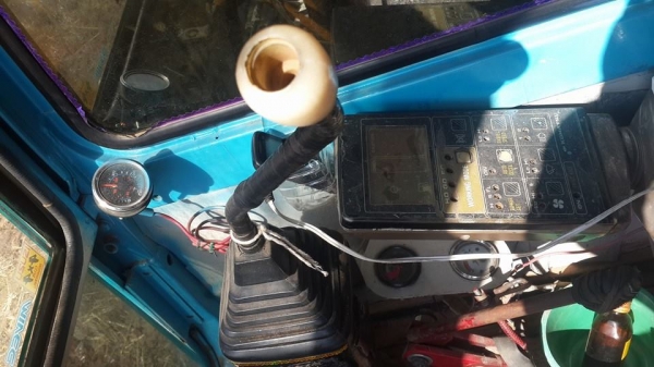 ขายรถขุดแบ็คโค KOMATSU PC100-5 เครื่องแน่น เอวดี บูมสวย ช่วงล่างเต็มสภาพพร้อมใช้งาน ทำงานดีไม่โหลด แอร์เย็น บุ้งกี๋สวย สภาพพร้อมลุยงาน