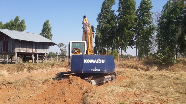 ขายรถขุดแบ็คโค KOMATSU PC100-5 เครื่องแน่น เอวดี บูมสวย ช่วงล่างเต็มสภาพพร้อมใช้งาน ทำงานดีไม่โหลด แอร์เย็น บุ้งกี๋สวย สภาพพร้อมลุยงาน