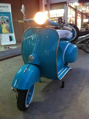 เอเซียเวสป้า---->>จัดรถvespaให้คุณตั้มและคุณอ๊อฟ กำแพงเพชร เรียบร้อย 16/1/2558