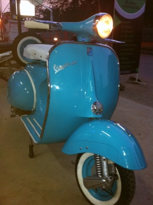 เอเซียเวสป้า---->>จัดรถvespaให้คุณตั้มและคุณอ๊อฟ กำแพงเพชร เรียบร้อย 16/1/2558