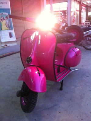 เอเซียเวสป้า---->>จัดรถvespaให้คุณตั้มและคุณอ๊อฟ กำแพงเพชร เรียบร้อย 16/1/2558