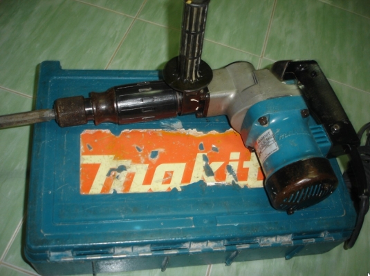 ขายเครื่องสกัดคอนกรีต MAKITA รุ่น HM 0810T