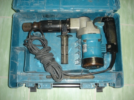 ขายเครื่องสกัดคอนกรีต MAKITA รุ่น HM 0810T