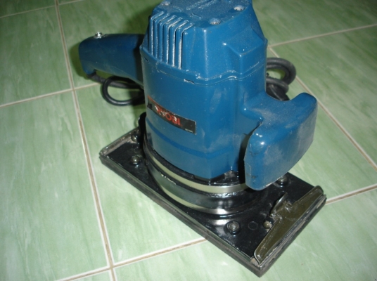 ขายเครื่องขัดกระดาษทรายแบบสั่น RYOBI รุ่น SU-6300A 350W